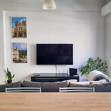 Lovely 2-bedroom - Near Center! 布拉加